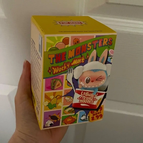 Labubu THE MONSTERS Wacky Mart Series Figures Milk - Picture 9 of 9
